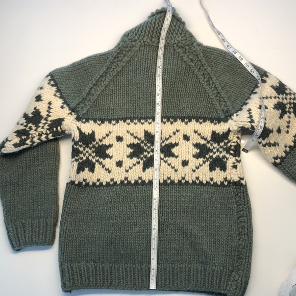 Milky green and off-white HANDMADE sweater. Size M - Picture 8 of 9